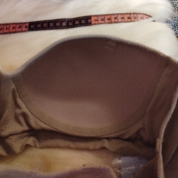 Yummie (M) Peyton Contour Strapless Convertible Bra - Picture 4 of 8